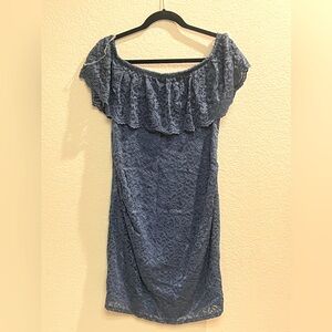 Pink Blush Maternity Lace Dress. Size Medium